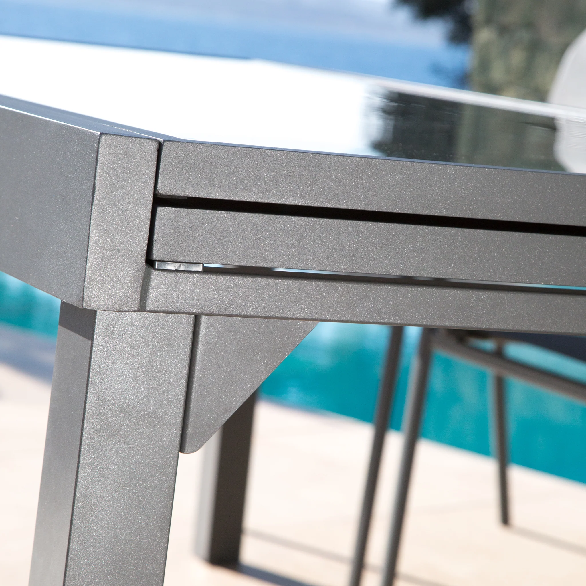 Table de jardin extensible 10 places en verre Murano (270 x 90 cm) - Image 5